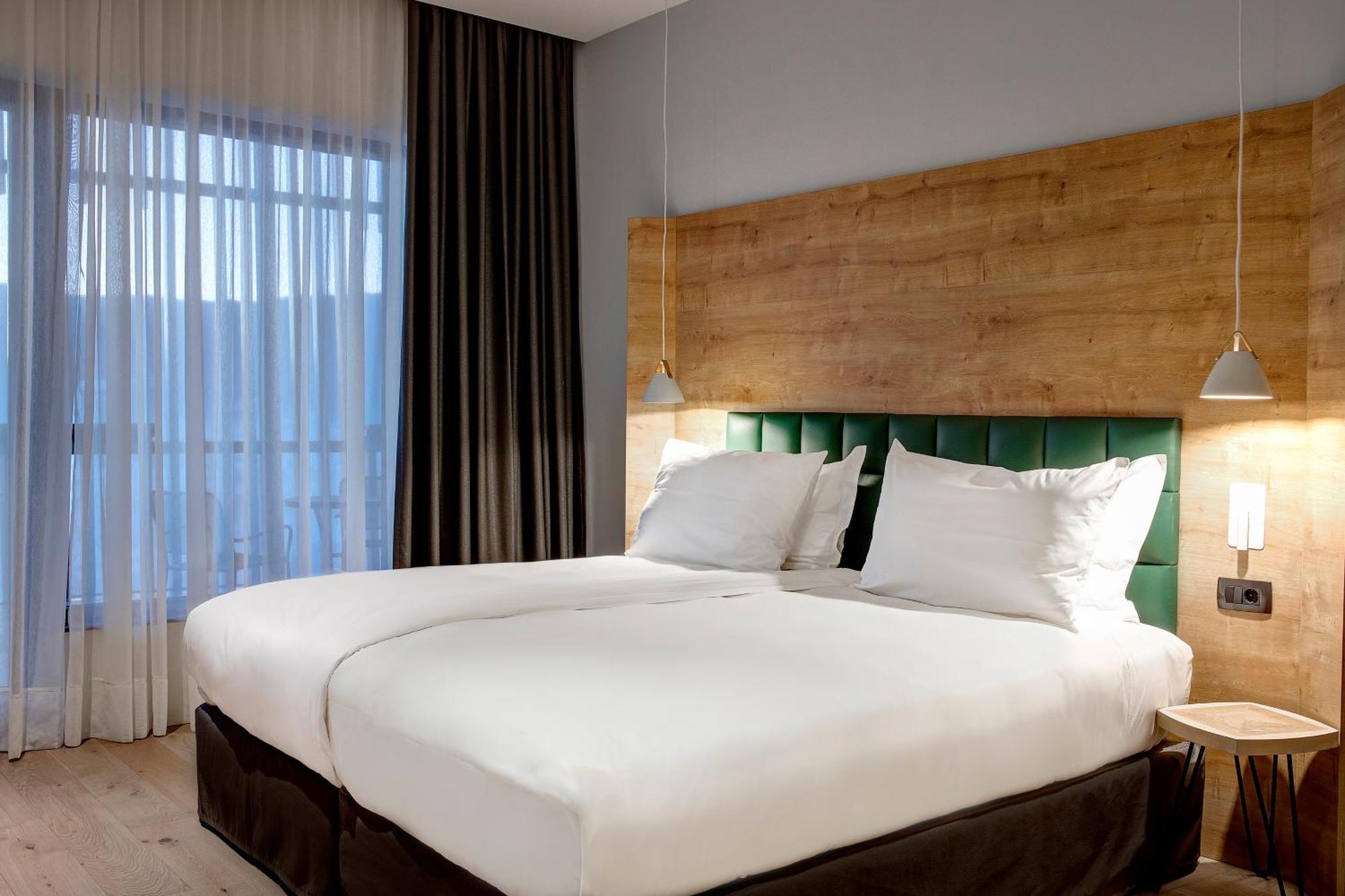 Tarcin Forest Resort & Spa Sarajevo - Mgallery Collection מראה חיצוני תמונה A room at the hotel